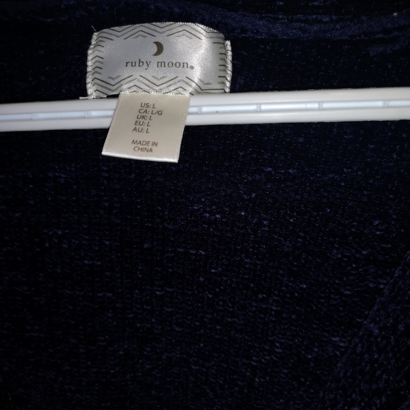 Ruby Moon Sweater - Picture 3 of 3